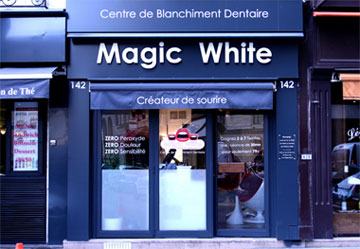 Magic White Paris Louvre